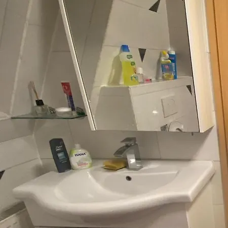 1 Zimmer Mit Bad Und Kueche In アーレン